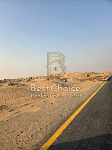 أرض مميزة للبيع في الرويضات – الشارقة