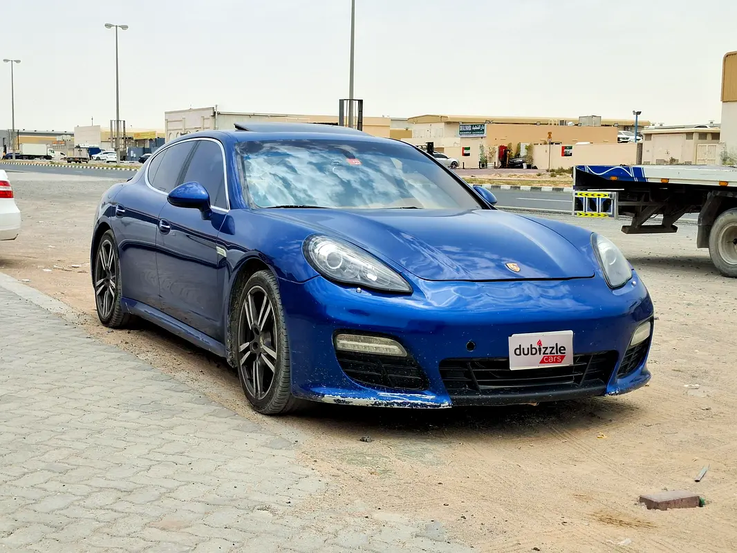 Porsche Panamera 2011 — photo 1 of 16