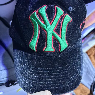 Black New York Logo Baseball Cap with Green Embroidery - Preowned