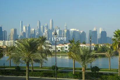 5 Bedrooms | Skyline and Main Lake Views