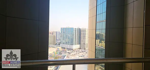 BEST OFFER IN TOWN 1BHK APARTMENT IN HORIZON TOWERS VACANT WITH PARKING