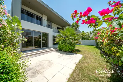 Greenbelt | Vacant | Spacious