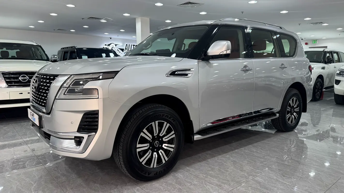 Nissan Patrol 2023 — photo 1 of 14