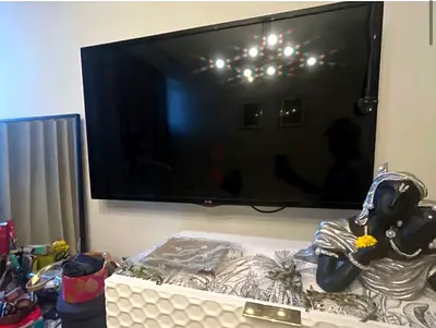 46 inch LG TV