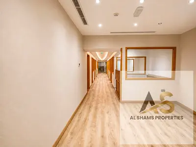 Luxury Fitted Office Space | Ready Workstations | SZR Metro Access
