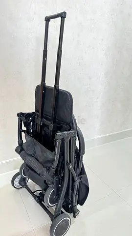 Lightweight foldable stroller - single/compact travel stroller