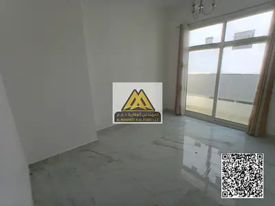 شقة مميزة بحالة ممتازة وتاني ساكن، مناسبة للسكن العائلي أو الفردي، بمساحة كبيرة توفر راحة كاملة للسكان، وموقعها حيوي وقريب من جميع الخدمات الأساسية وا