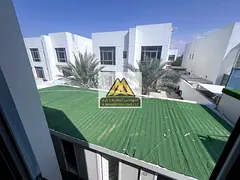 Direct main road | Prime commercial location | 15000 sqft huge space | 15 rooms | Suitable for clini