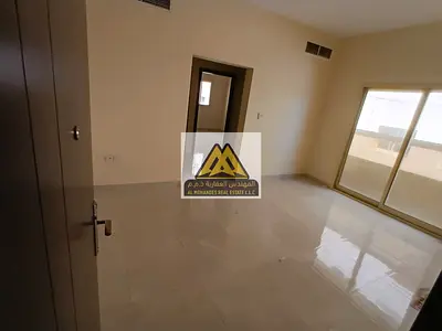 شقة غرفة وصالة للإيجار في الجرف 2 – موقع مميز على شارع الشيخ عمار مع بلكونة وتكييف مركزي