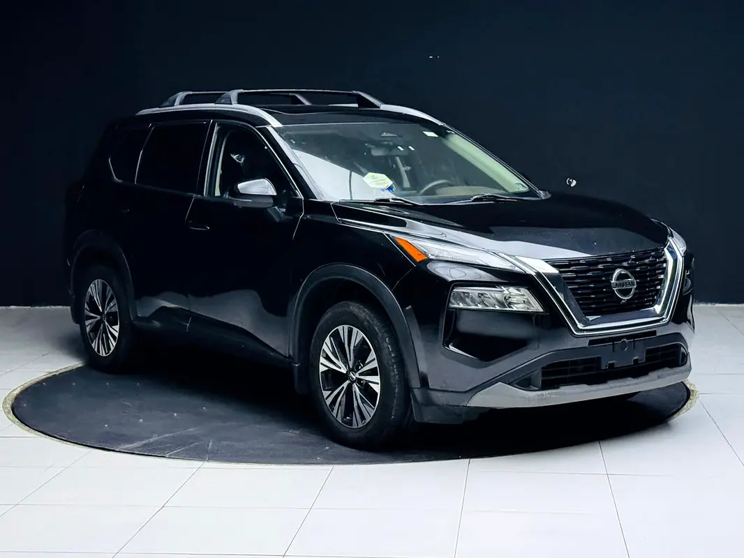 Nissan Rogue 2021 — photo 1 of 13