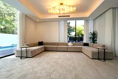 Furnished 5BR Villa | Well Maintained | Al Barari