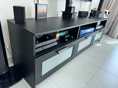 Tv unit