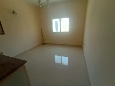 Studio apartment in Al Qulaya, Sharjah | Central air conditioning | Very economical price | Close t