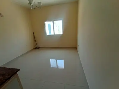 استديو لقطة بالقليعة الشارقة | تكييف مركزي | سعر اقتصادي جداً | قريب من الكورنيش والشاطئ | قريب من الخدمات | دفعات مرنة