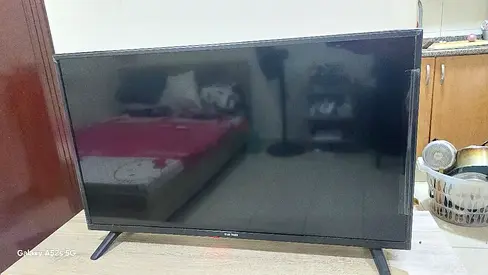42 INCH TV FOR SALE