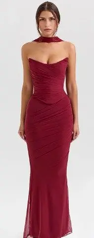 Almond Muse - Burgundy Bodycon Evening Dress
