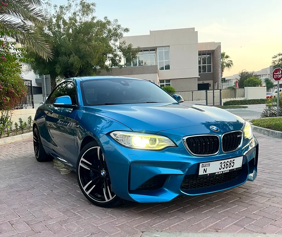 BMW M2 2017 — photo 1 of 15