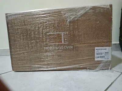 Samsung Microwave Oven (Brand New in Box)