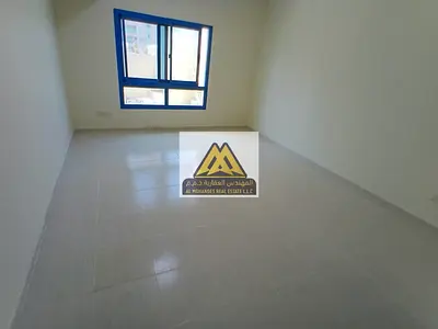 شقة للإيجار السنوي في منطقة الرميلة 1 بمدينة عجمان غرفة وصالة ماستر بمساحات ملكية هي الأكبر في الإمارة