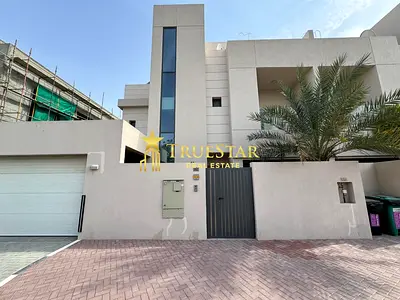 MODERN 4BR MAIDS PRIVATE GARDEN POOL INDEPENDENT VILLA