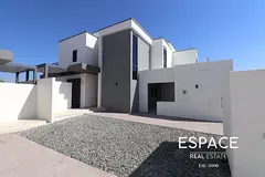 Must See | Pool-Facing Unit | End Unit