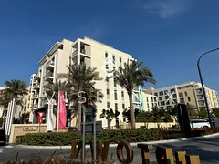 Fresh | Walkable Area | Sleek Design
