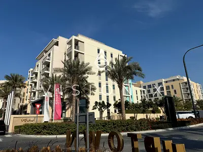 Fresh | Walkable Area | Sleek Design