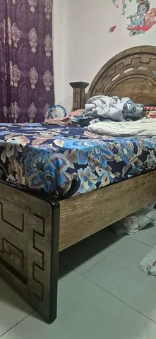 BEDROOM SET