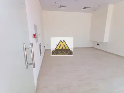 محل تجاري للإيجار السنوي في الجرف 3 عجمان بموقع متميز وسعر إيجار سنوي مناسب