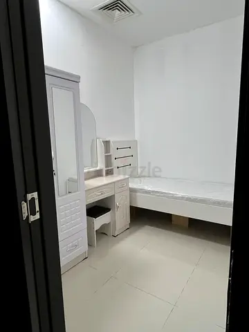 *WhatsApp Only* For one Professional near DIP Metro