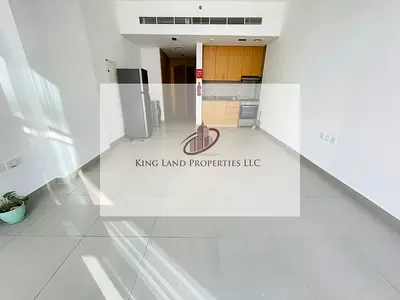استوديو فاخر متاح للإيجار