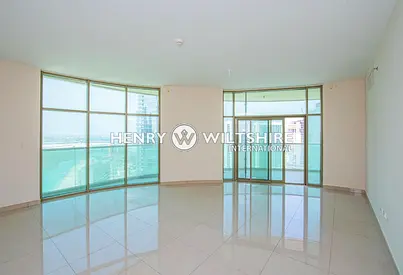 Exclusive | Big Layout | 2 bed with sea views