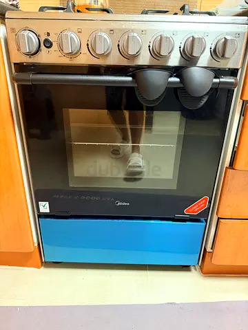 Midea Freestanding 4 burner Gas Cooker/Stove with Oven - Brand New Condition, Under warranty