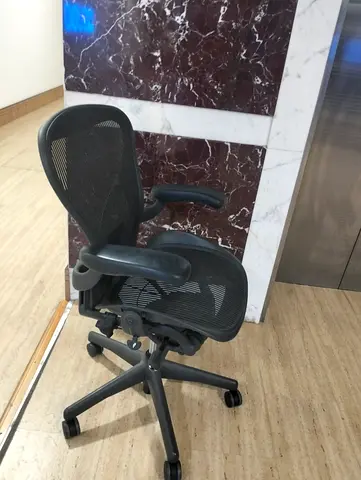 Herman Miller Areon classic chair for selling