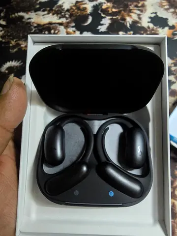 Aerofit 2 earbuds brand new