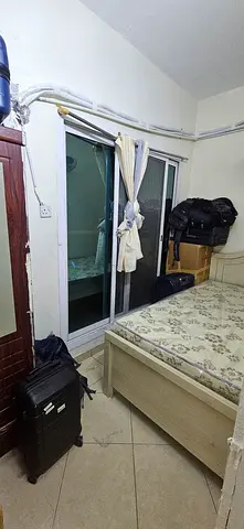 Near ADCB metro with window attached partition available