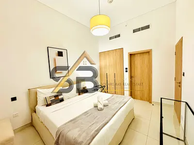 Luxury Fully furnished 1 Bedroom Apartment with Maids Building Have All Facilities