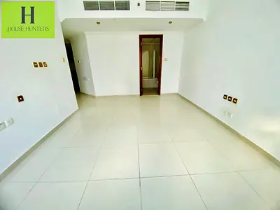 Spacious | studio | family bulding | ready to move | cheque 6