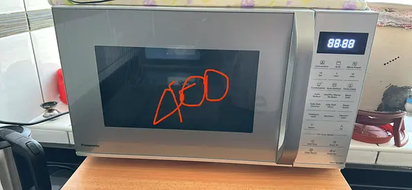 Panasonic Countertop Microwave - Good Working Condition