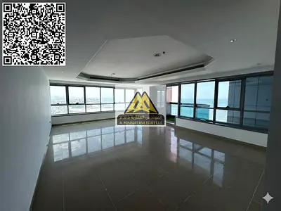 Full sea and city views | Very spacious | Built-in wardrobes | Central gas | Free parking