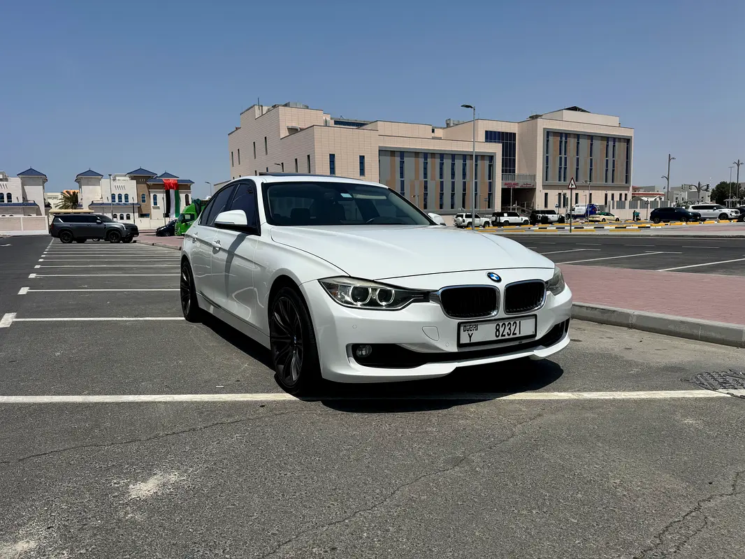 BMW 3-Series 2015 — photo 1 of 10