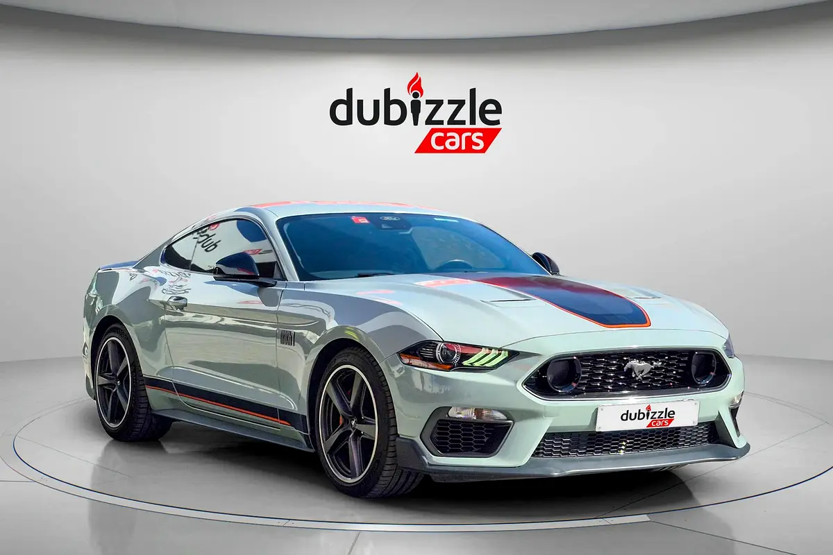 Ford Mustang 2021 — photo 1 of 16