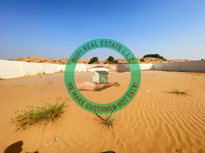 راضٍ للتحرك مع مكتب // Power13 KW// ساحة مع جدار حدودي مساحة أرض تبلغ 10000 قدم مربع للإيجار    منطقة الإمارات الصناعية الحديثة