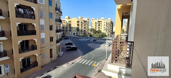 Spacious Studio with Balcony