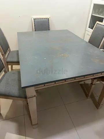 Dinning table and 5 chairs