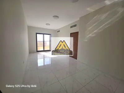 بسعر ممتاز جدا و مناسب للجميع مع صيانه مجانا ع المالك تشطيبات ممتازه جدا بنايه جديده