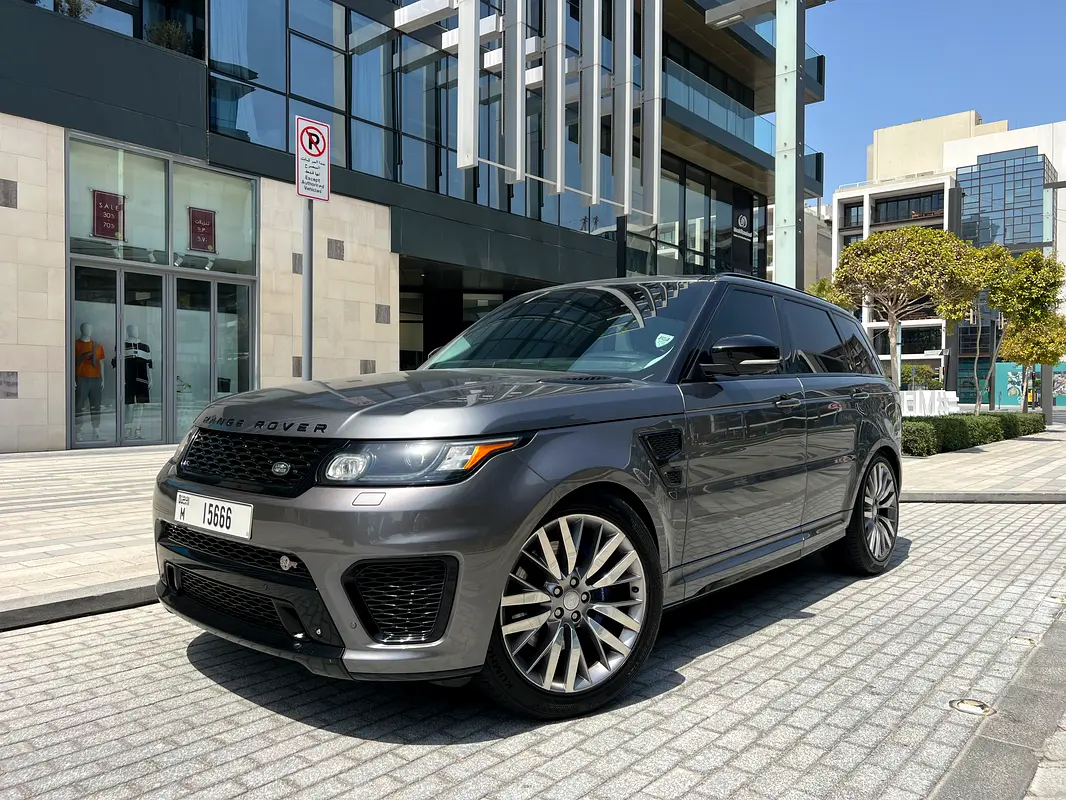 Land Rover Range Rover Sport 2016 — photo 1 of 18