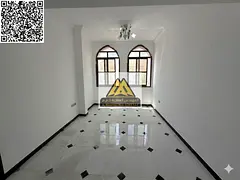 Brand new apartment, second tenant | Only 2 bathrooms | Smart card access | Prime location on Kharto