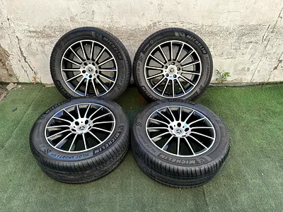 Mercedes G Class
20/5/130
Michelin 2025
275/50/20
2900 Dhs