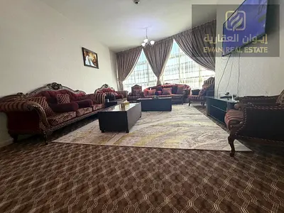 منطقة الراشدية، بالقرب من شارع الشيخ خليفة بن زايد، متفرعة من شارع الاتحاد، مقابل مستشفى الشيخ خليفة ومركز المدينة، عجمان، الإمارات العربية المتحدة